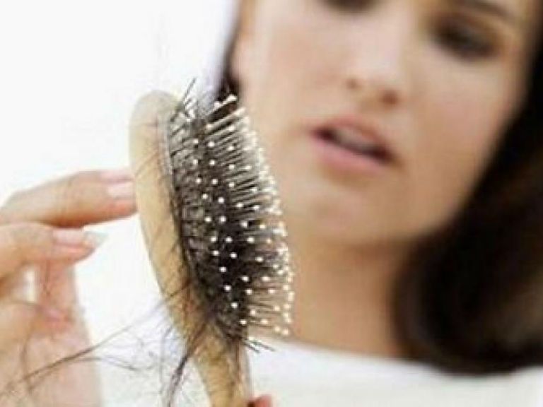 Маска для волос от выпадения в домашних условиях