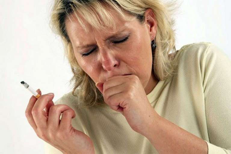Сухой кашель у взрослого долго не проходит без температуры
